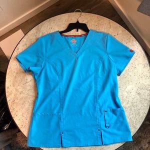 Dickies scrub top